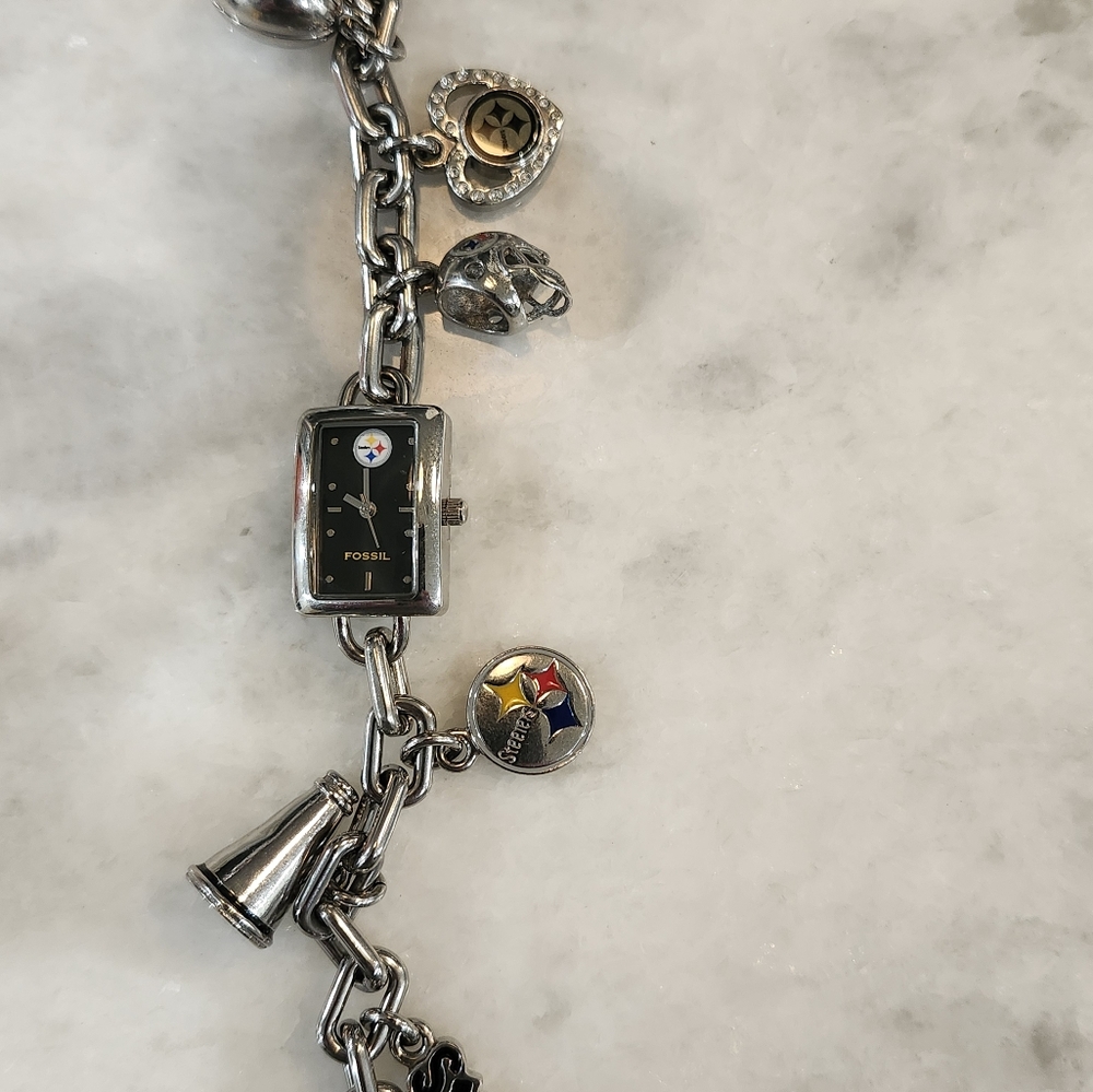 Pittsburgh Steelers Fossil charm bracelet watch